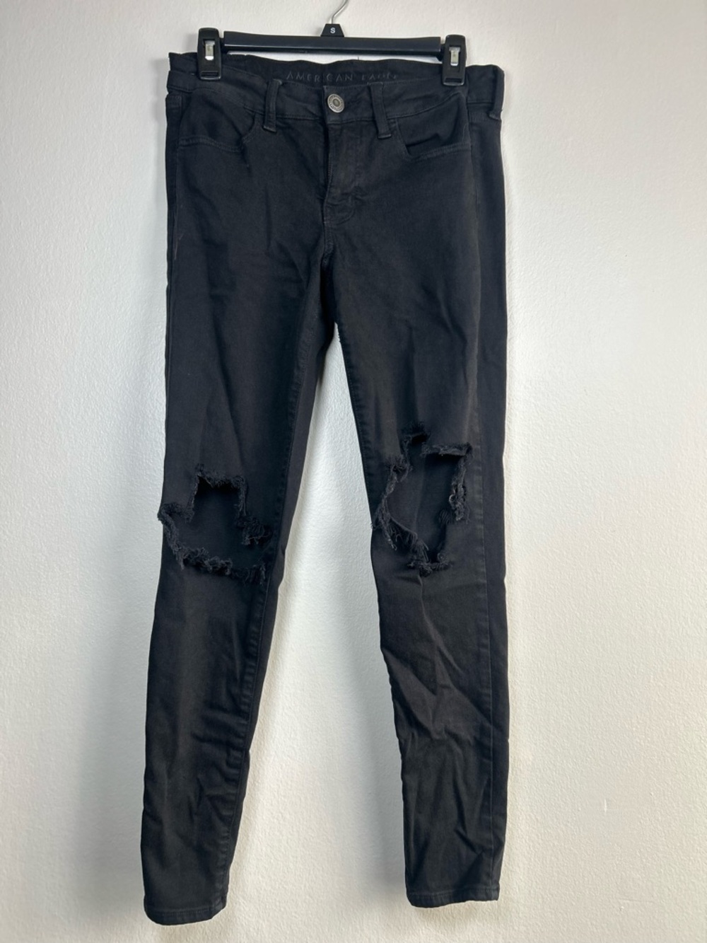 American Eagle Outfitters Black Distressed Skinny Jeans